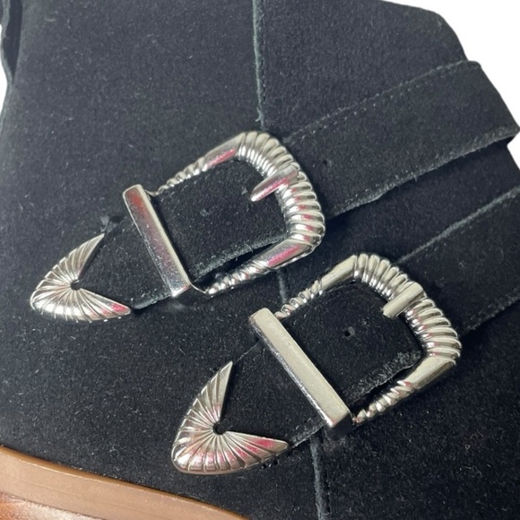 Steve Madden Women’s Niall Black Cow Suede Western Buckle Ankle Boots - Picture 10 of 12